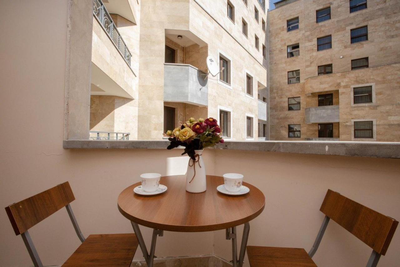 Apartment In Yerevan,Centre,New Building,Buzand Street 17 Exterior photo